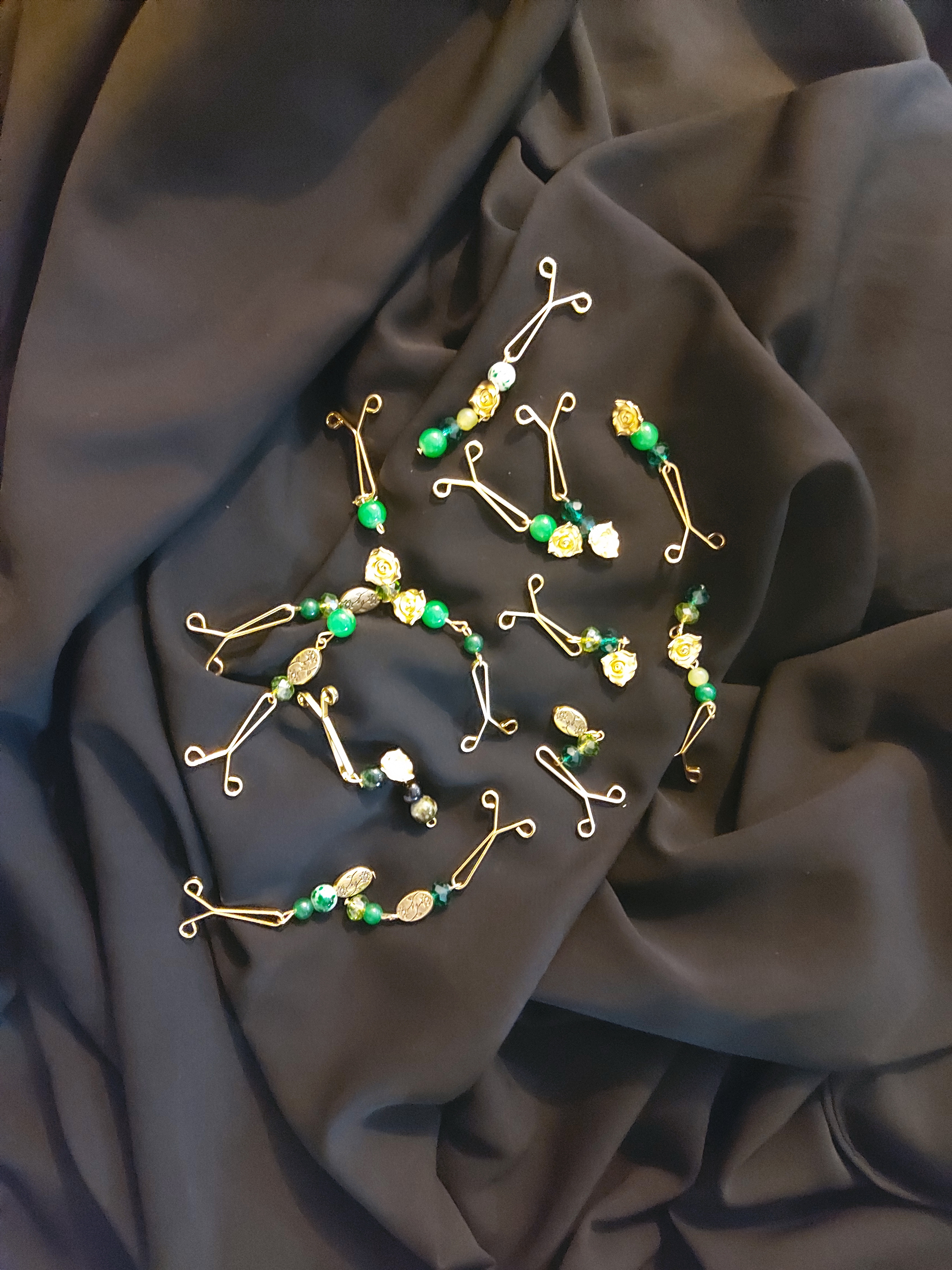 دست سازه های حسینی در مرکز شماره ۱۵ کانون تهران