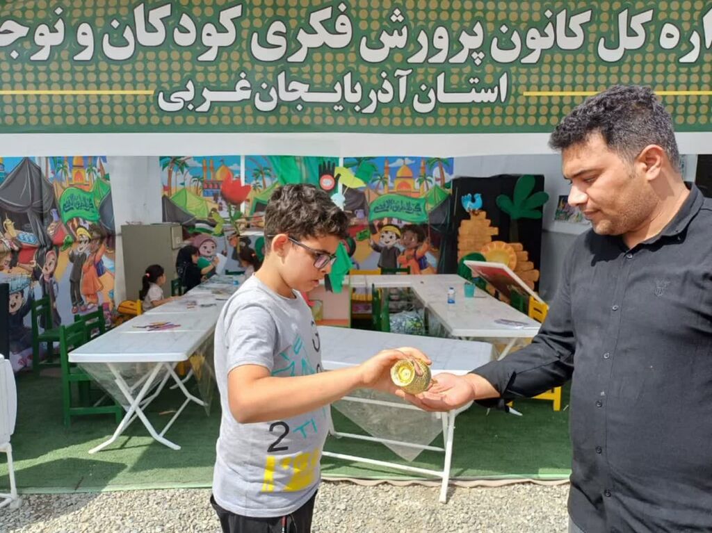 بازید کارشناس معاونت فرهنگی کانون از موکب میهمانان کوچک امام حسین(ع)