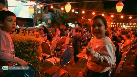 منتخب عکسهای اجرای تماشاخانه سیار در سه روز با نمایش «مشکهای خالی» در استان زنجان