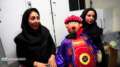 منتخب عکسهای اجرای تماشاخانه سیار در سه روز با نمایش «مشکهای خالی» در استان زنجان