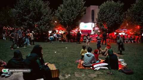 منتخب عکسهای اجرای تماشاخانه سیار در سه روز با نمایش «مشکهای خالی» در استان زنجان