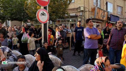 منتخب تصاویر اجرای تماشاخانه سیار با نمایش «مشکهای خالی» در استان زنجان