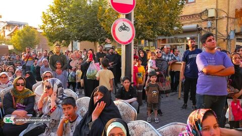 منتخب تصاویر اجرای تماشاخانه سیار با نمایش «مشکهای خالی» در استان زنجان