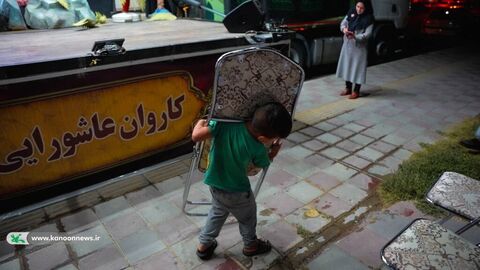 منتخب تصاویر اجرای تماشاخانه سیار با نمایش «مشکهای خالی» در استان زنجان