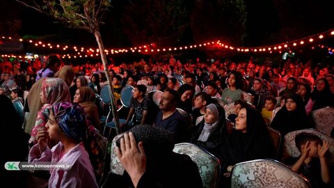 منتخب تصاویر اجرای تماشاخانه سیار با نمایش «مشکهای خالی» در استان زنجان