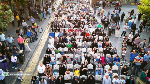 اجرای تماشاخانه سیار با نمایش «مشکهای خالی» در استان زنجان