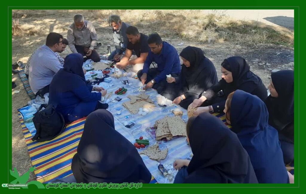 اردوی یک روزه خبرنگاران  کردستان به مریوان اردوی خبرنگاران استان کردستان به موکب کودک و نوجوان در مرز باشماق