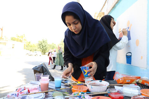 نقاشی دیواری اعضای کانون با عنوان سرزمین من «اردبیل» -بخش دوم