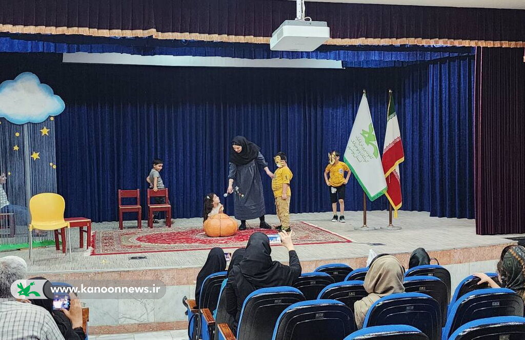 روز شاد بچه های با نیازهای ویژه در مرکز ۲ بوشهر