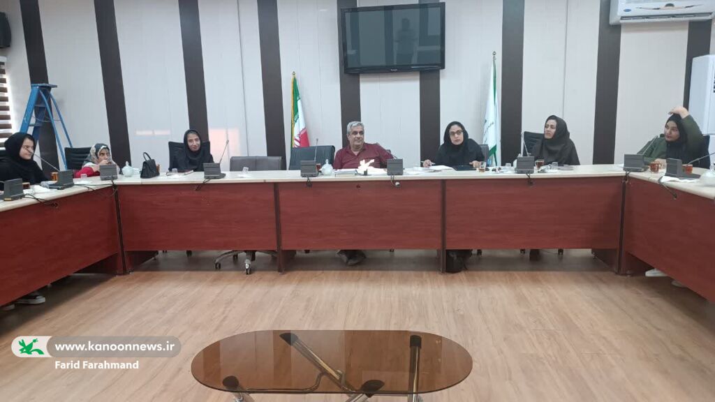 برگزاری چهلوچهارمین نشست انجمن داستاننویسان نوجوان در کانون سیستان و بلوچستان