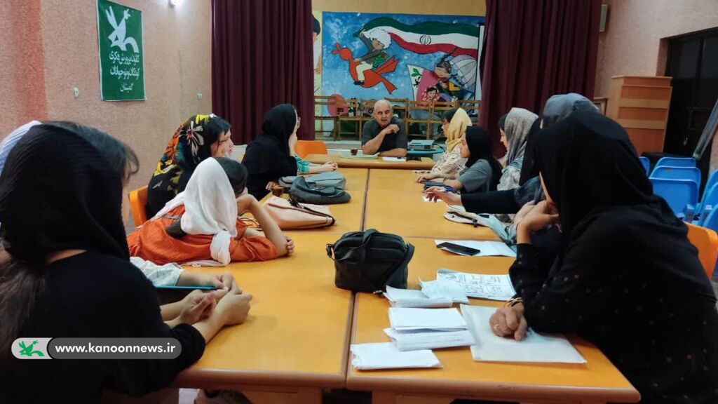 جلسه باشگاه نویسندگان نوجوان در مرکز گمیشان برگزار شد