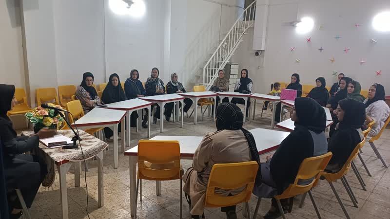 کارگاه زیست عفیفانه در مراکز فرهنگی- هنری کانون برگزار شد