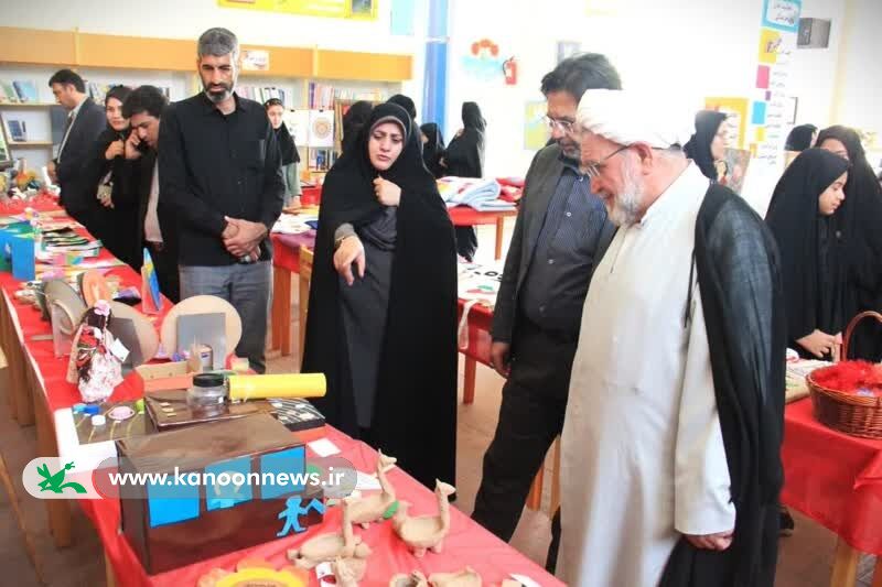 نمایشگاه و بازارچه دستسازههای والدین، اعضاء و مربیان برگزار شد