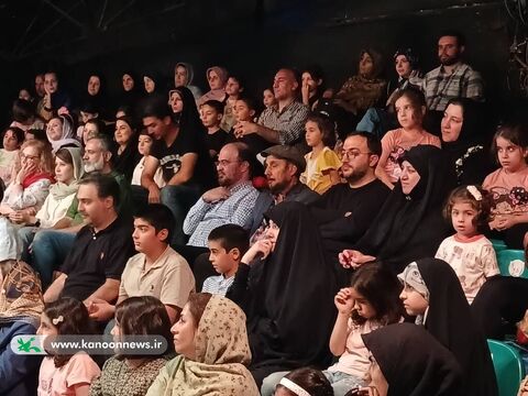 اجرای نمایش عروسکی «درخت گیلاس» با حضور مدیرعامل کانون