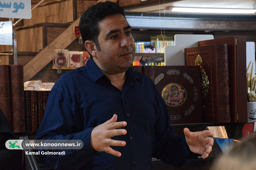 مطالعه ما را برای فکر کردن ورزیده میکند