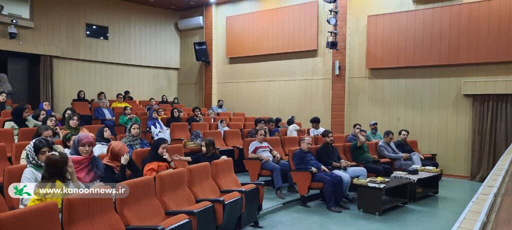 عصر شعر آیینی " تنفس آب در آیینه " در کانون پرورش فکری زنجان