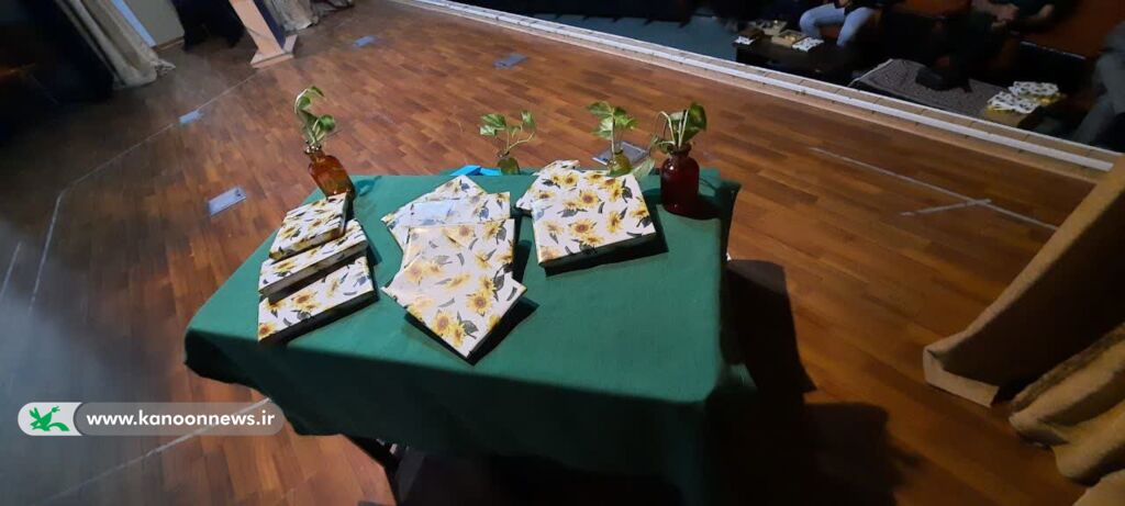 عصر شعر آیینی " تنفس آب در آیینه " در کانون پرورش فکری زنجان