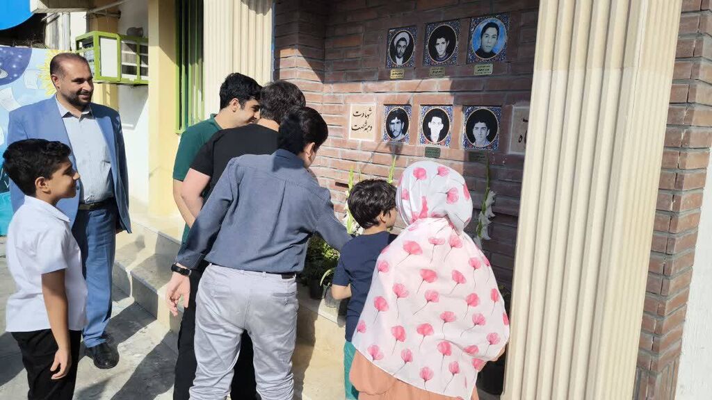 کلنگ احداث سالن سینمای کانون پرورش فکری رامسر بر زمین زده شد