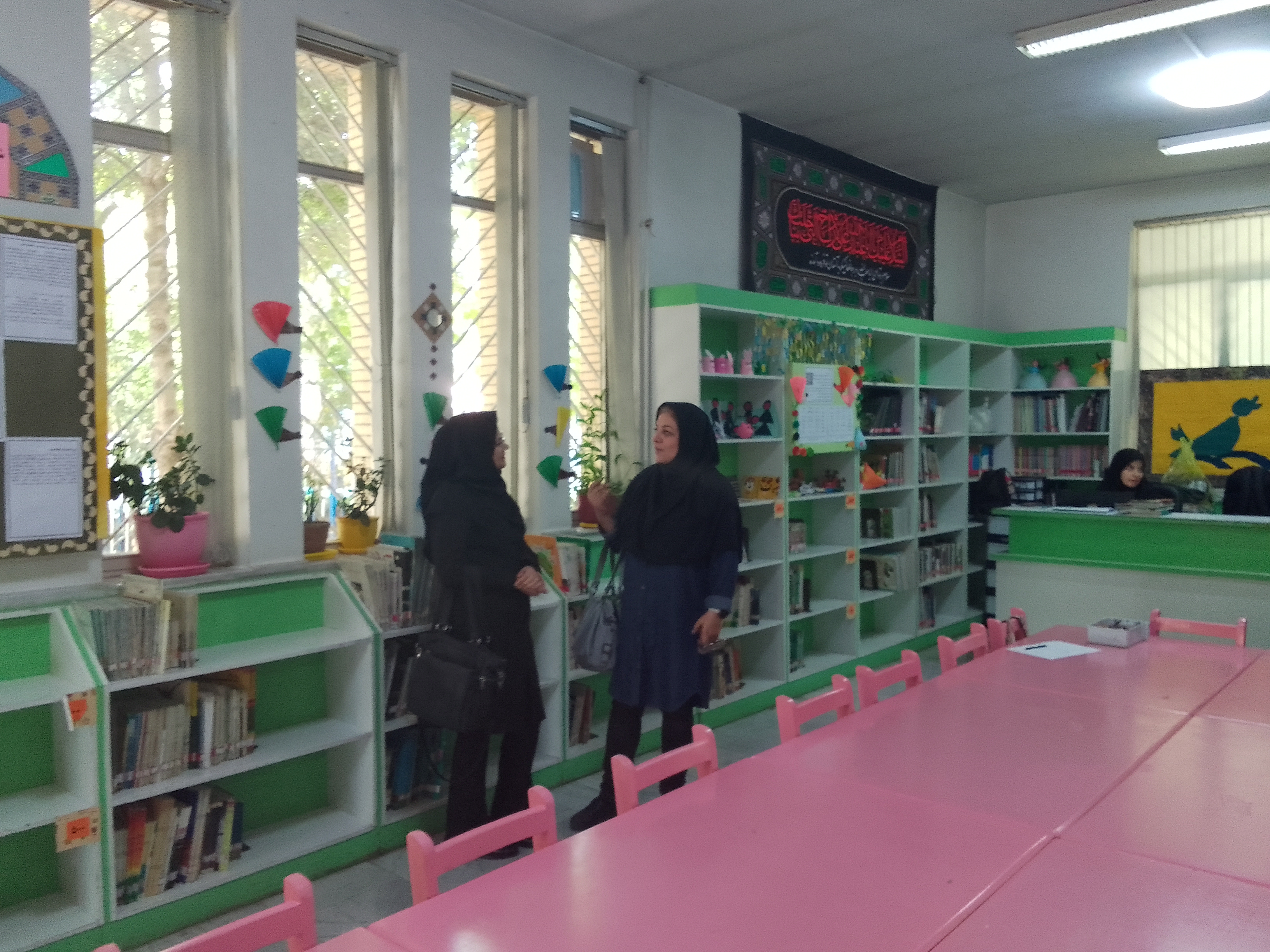 بازدید مدیر آفرینش های ادبی و هنری کانون از مراکز شهر اراک