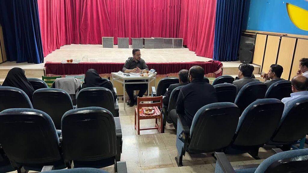 شاخصهای تعالی و تقویت معاونت اداری و مالی کانون کرمانشاه