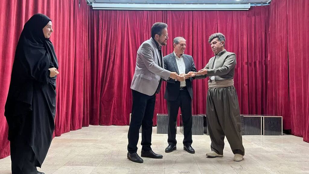 شاخصهای تعالی و تقویت معاونت اداری و مالی کانون کرمانشاه