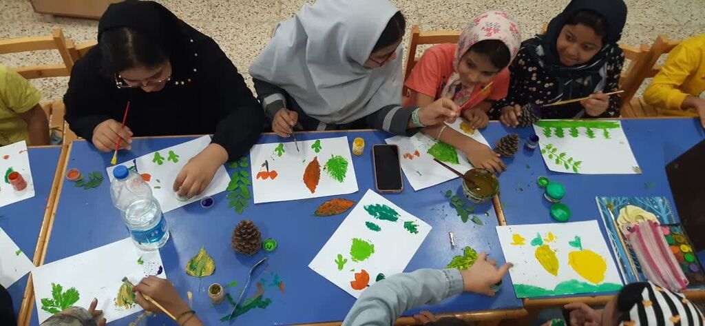 آشنایی اعضای مرکز گالیکش با« تکنیک چاپهای دستی»