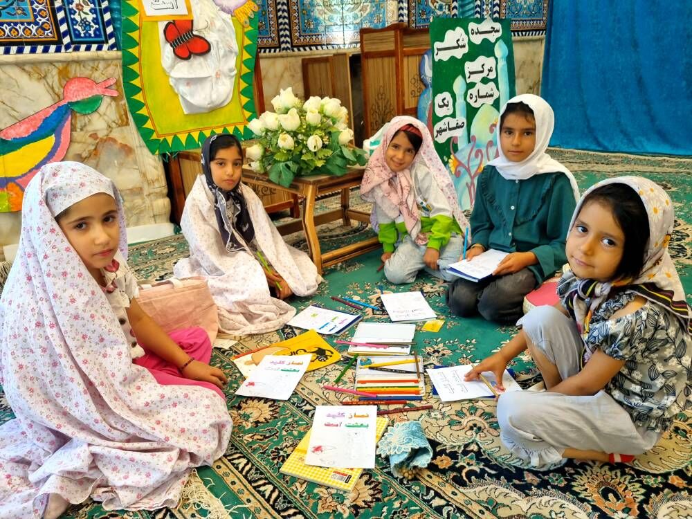 ویژهبرنامه «نیایش» با حضور اعضاء کانون مرکز صفاشهر در مسجد امام حسن مجتبی (ع)