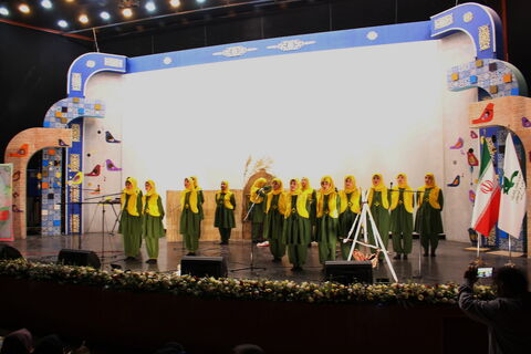 اجراهای نوبت عصر  دومین جشنواره ملی سرود آفرینش کانون