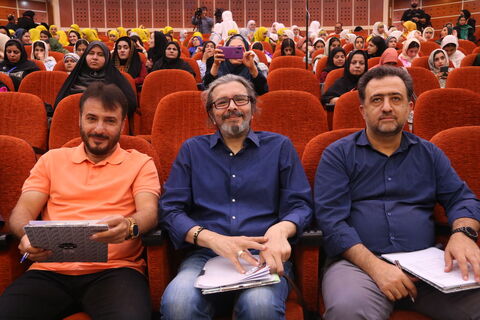 اجراهای نوبت عصر  دومین جشنواره ملی سرود آفرینش کانون