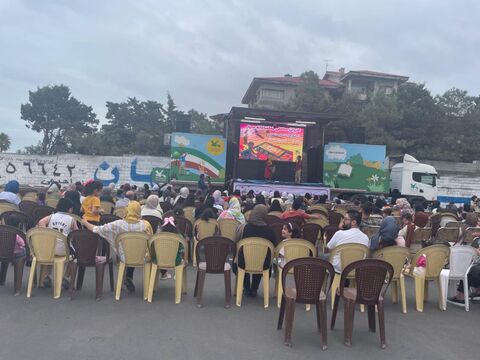 سومین اجرای تماشاخانه سیار کانون در سواحل نور و محمود آباد