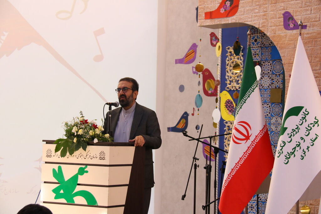 گروه‌های سرود احساس غرور و شعف را در میهمانان برانگیختند