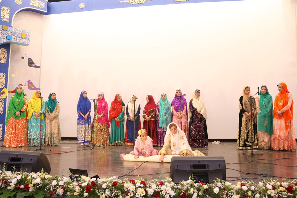 برای جهانی عاری از خشونت میخوانیم