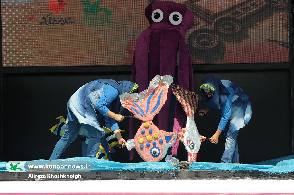 تماشاخانه سیار کانون به رودسر رسید