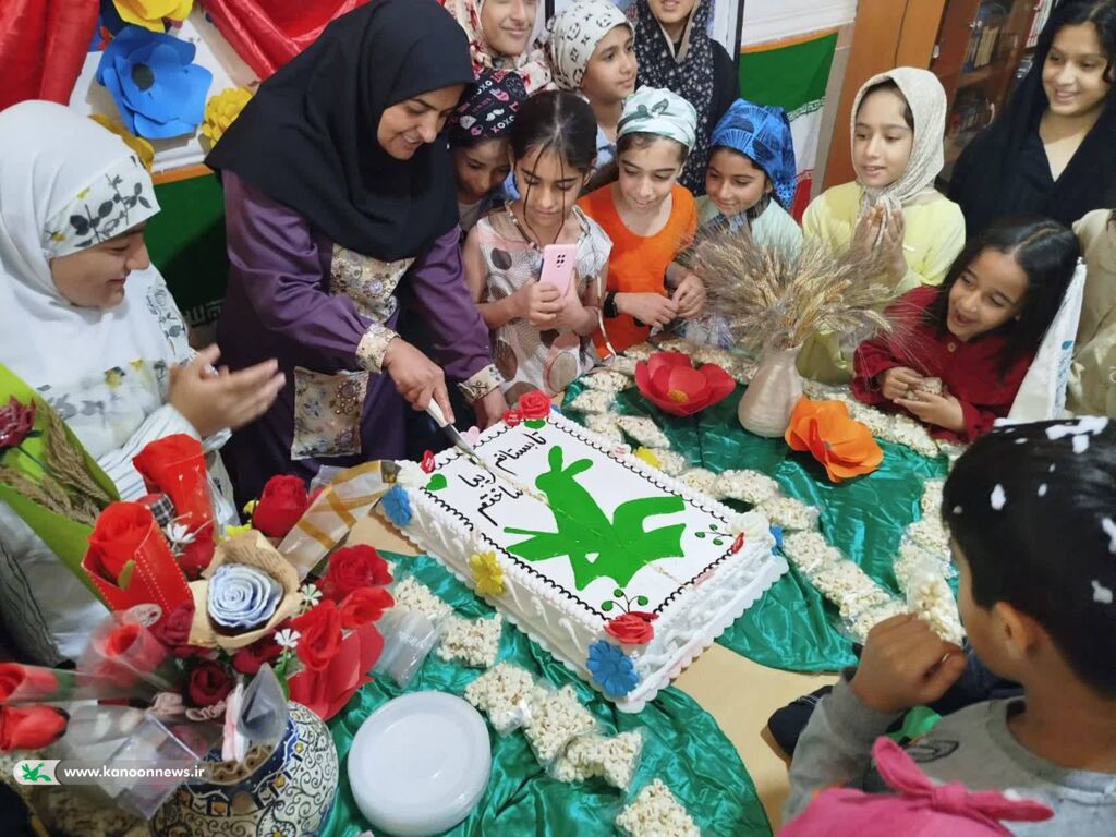 جشن "تابستانم را زیبا ساختم" در مرکز فرهنگی هنری لنده