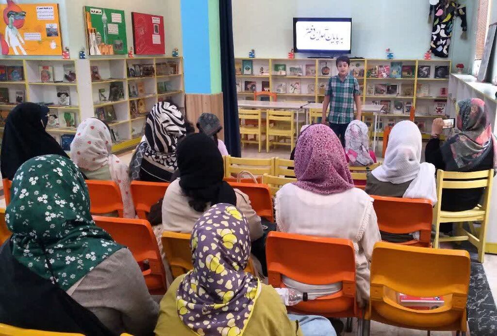 برگزاری نشستهای قصهگویی در البرز