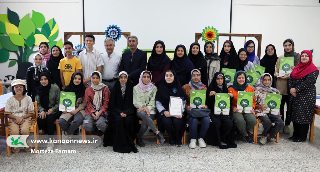 برگزیدگان آذر آفرین برگزیدگان مسابقه ادبی آذرآفرین معرفی و تجلیل شدند