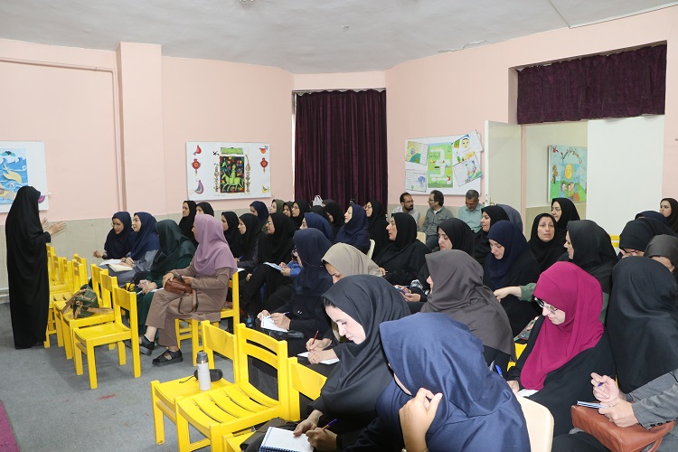 ذهن ایمن "عنوان کارگاه آموزشی دومین گردهمایی مسوولان مراکز کانون استان اصفهان