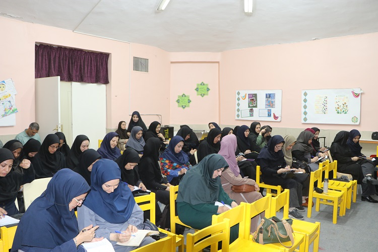 ذهن ایمن "عنوان کارگاه آموزشی دومین گردهمایی مسوولان مراکز کانون استان اصفهان