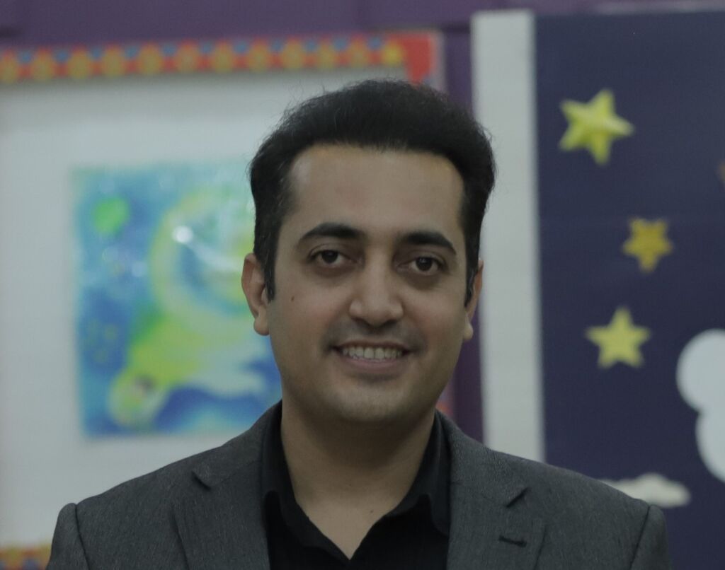 هدف از این همایش هویت بخشی به ذهن جستجوگر  کانون یاران بود هدف از این همایش هویت بخشی به ذهن جستجوگر  کانون یاران بود