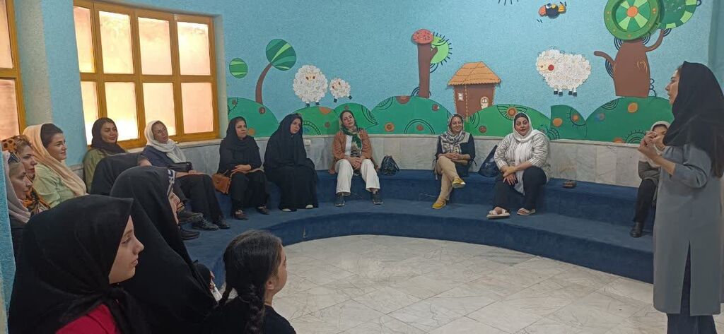 برگزاری کارگاههای قصهگویی در مرکز شماره ۲ کرمانشاه
