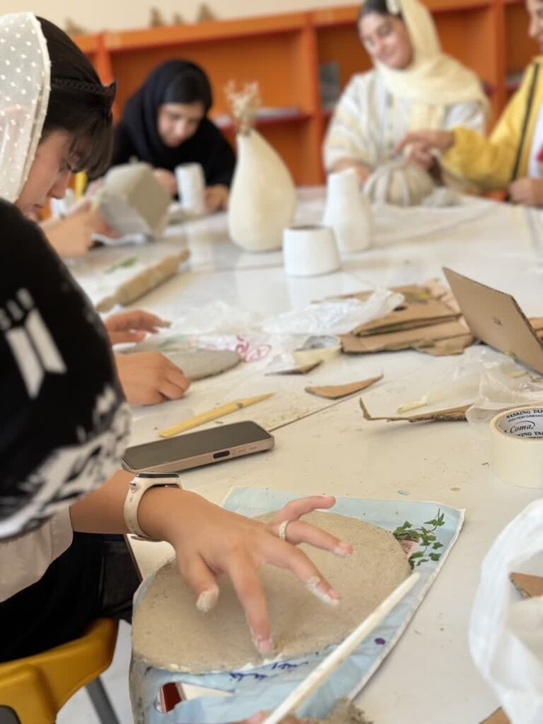 کارگاه هنرهای دستی سنتی و مدرن مرکز شماره ۳ اسلامآباد غرب