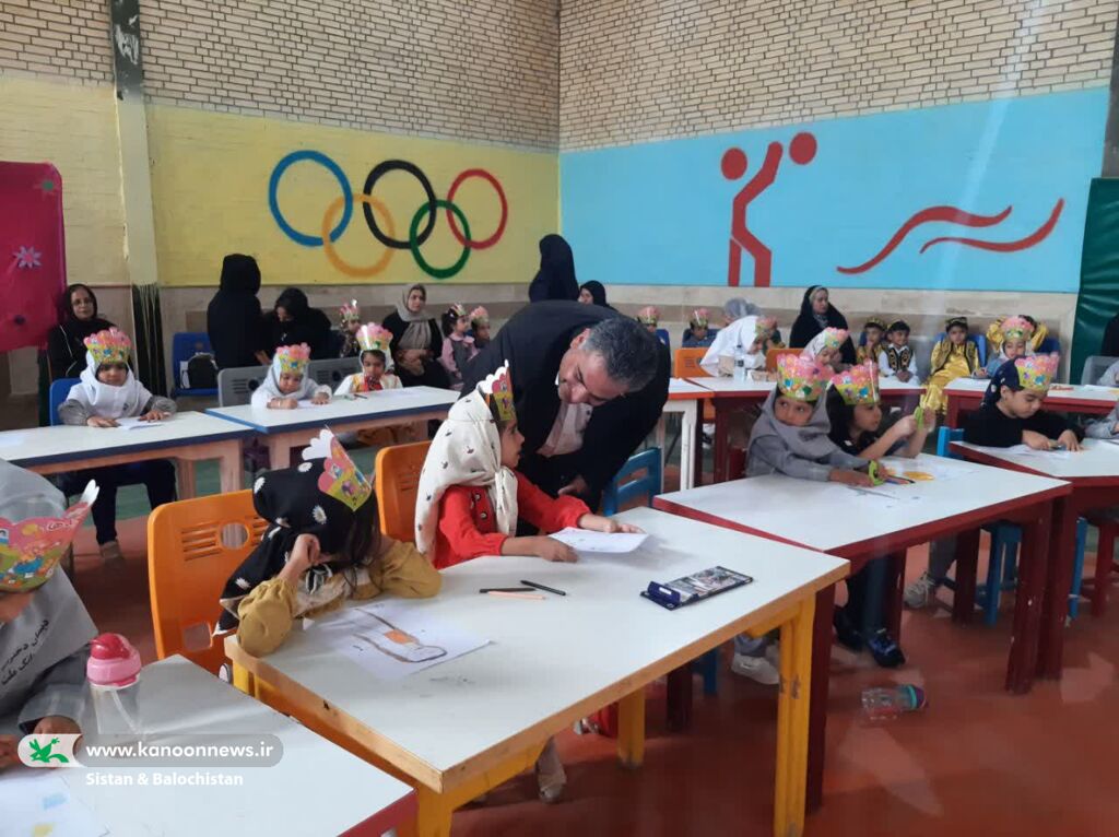 فعالیتهای ویژه و شاد کانون هدیه مربیان به کودکان زاهدانی در جشن غنچهها