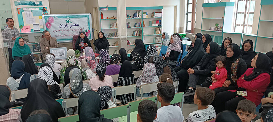 نشست ادبی اعضای کارگاههای ادبی مرکز شمارهی ۴ کانون اردبیل برگزار شد