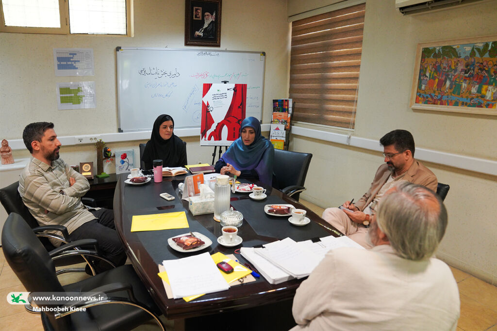 مربیان کانون در حوزه نمایشنامهنویسی باید بهروز باشند