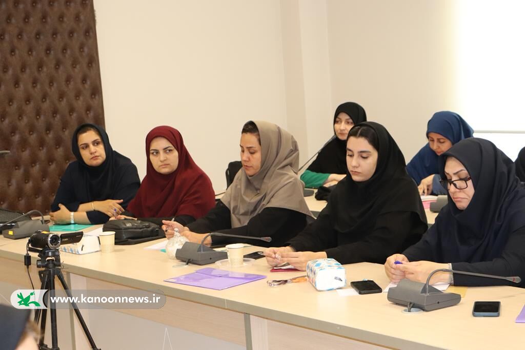 دوره آموزشی «آشنایی با نرم افزارهای تدوین پادکست» در کانون گلستان