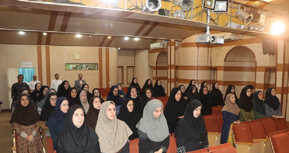 برگزاری نشست های تخصصی قصه گویی در کانون استان اصفهان