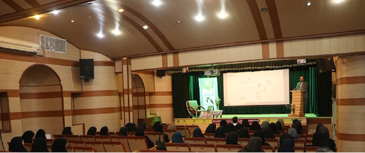 برگزاری نشست های تخصصی قصه گویی در کانون استان اصفهان