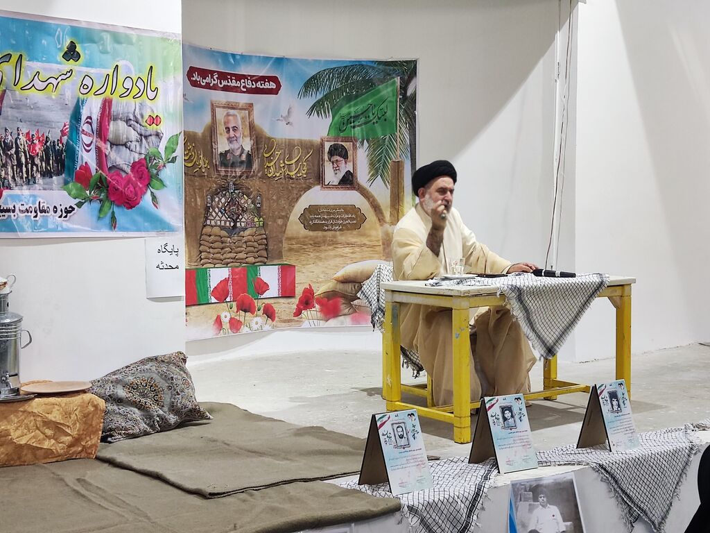 گرامیداشت هفته دفاع مقدس در مراکز فرهنگی و هنری کانون استان قزوین