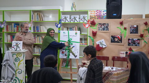 رونمایی از کتاب عبور از جاده برفی