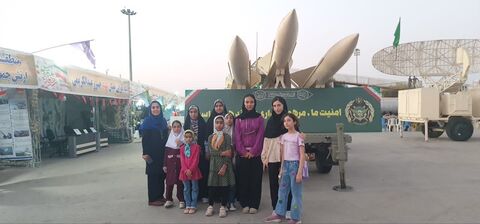 بازدید اعضای مراکز پنجگانه بندرعباس از نمایشگاه دفاع مقدس